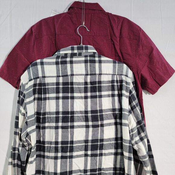 Bundle of 2 Slim-Fit Built-In Flex Everyday Plaid & Red Shirt Men's Size M - Picture 2 of 12
